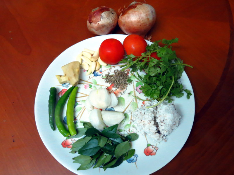 Chettinad Chicken Kulambu Ingredients