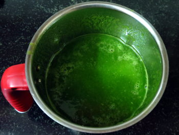 Spinach Soup Preparation Step