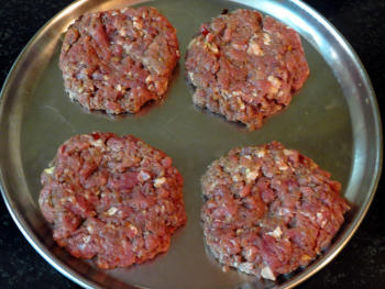 Bacon Beef Burger Preparation Steps