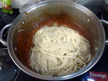 Spaghetti Meatballs preparation step