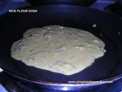 Frying the dosa